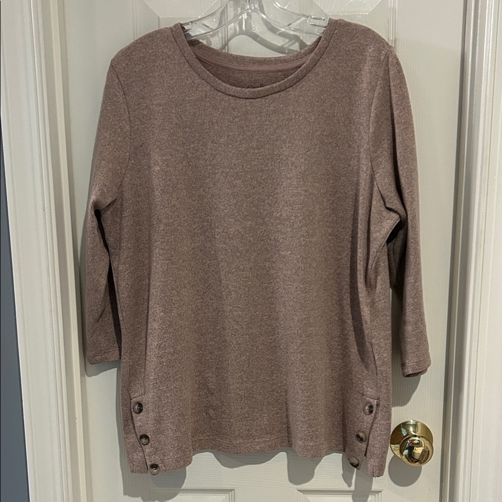 ⚜️ Croft & Barrow Women's Brown Button-Accent Long Sleeve Top